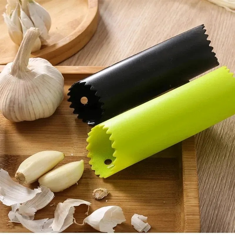 Tubo pelador de ajos, pelador  - Kitchen Gadgets That Are Useful reseña y precio